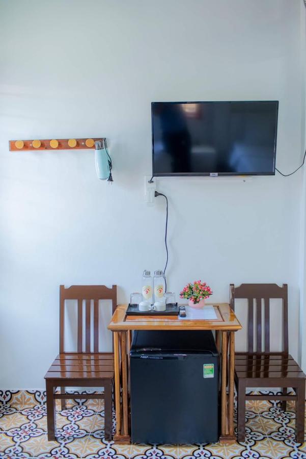 Seven Homestay Hue Zewnętrze zdjęcie
